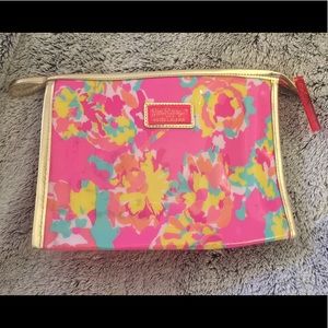 lilly pulitzer x estēe lauder makeup bag